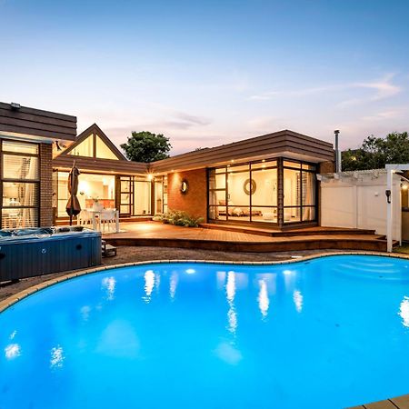 Entire House With Pool, Spa Auckland Buitenkant foto