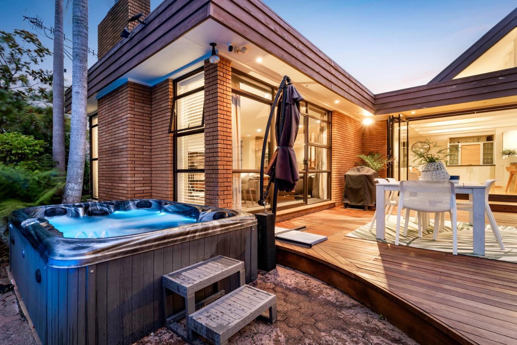 Entire House With Pool, Spa Auckland Buitenkant foto